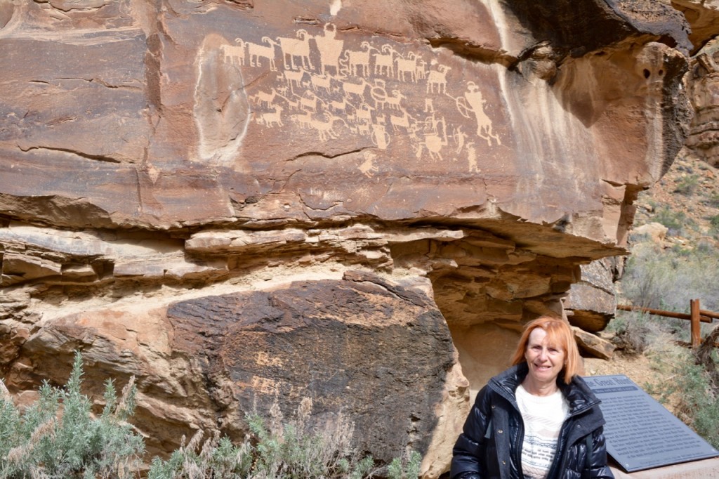 Our great hunt to get a picture of Wendy at the famous "Great Hunt" petroglyph.
